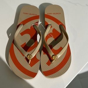 Tory burch flip flops